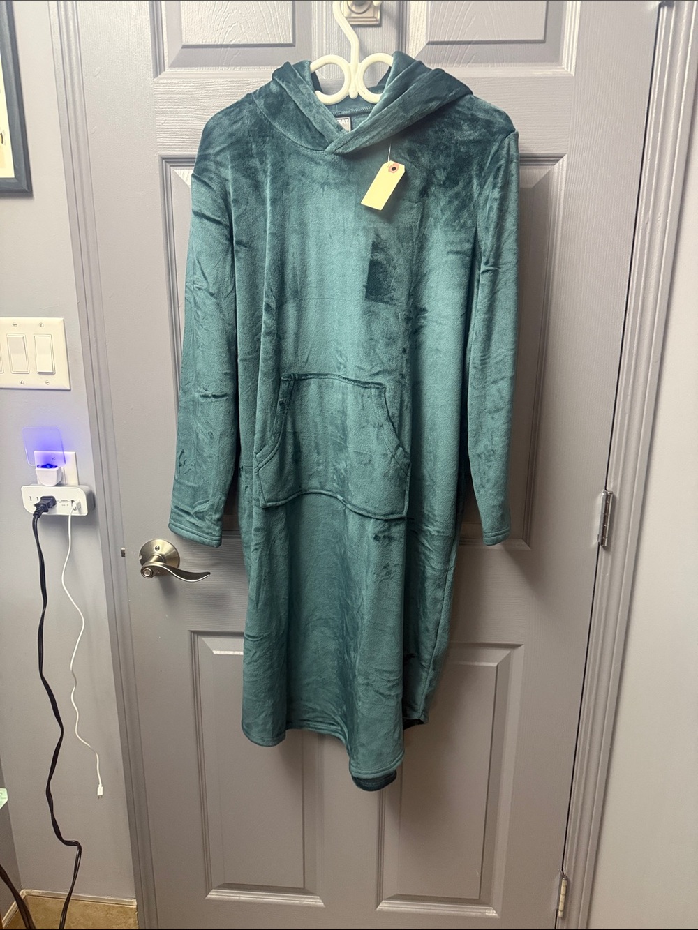 32 Degrees Teal Plush Hooded Lounge Robe